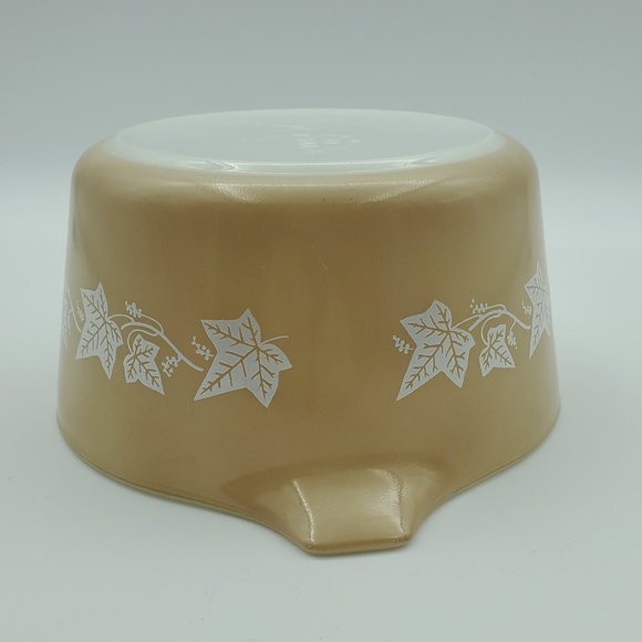 Pyrex Sandalwood 473 1 Quart Casserole Dish White Leaves on Tan - Picture 11 of 11